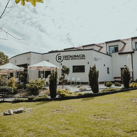 Restauracja Park Szwajcaria Hotel Гливице Екстериор снимка