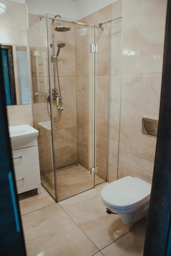 Restauracja Park Szwajcaria Hotel Гливице Екстериор снимка