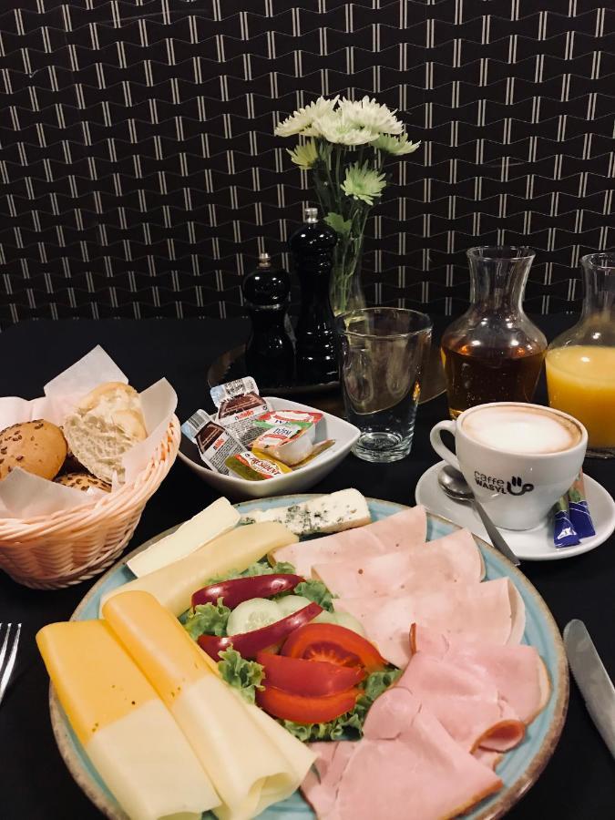 Restauracja Park Szwajcaria Hotel Гливице Екстериор снимка