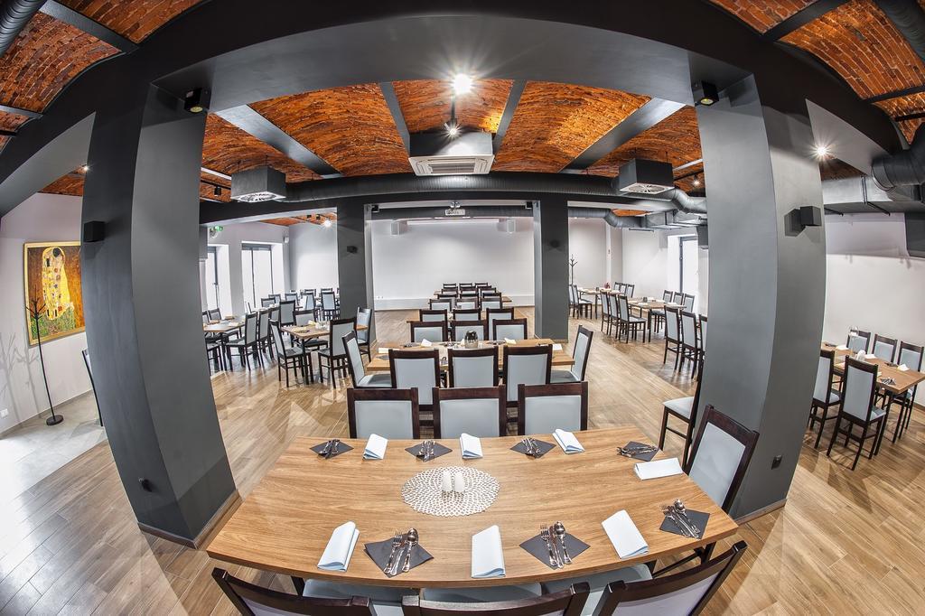 Restauracja Park Szwajcaria Hotel Гливице Екстериор снимка